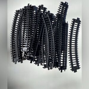 WOW TOYS Classic train tracks 15 piece like new